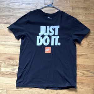 Nike t-shirt